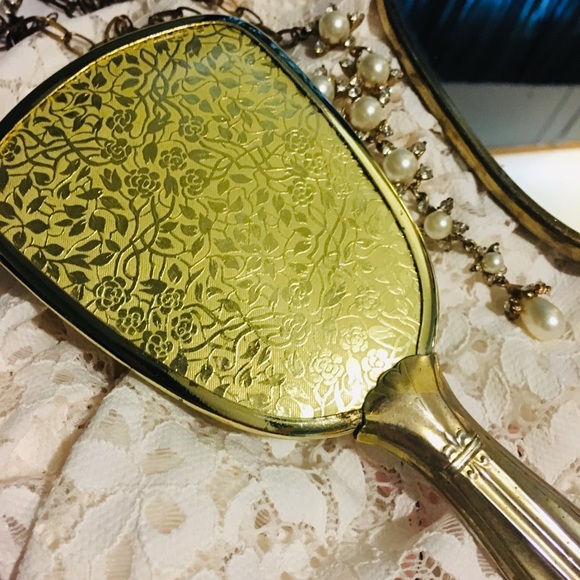 Vanity Set - Picture 4 of 7